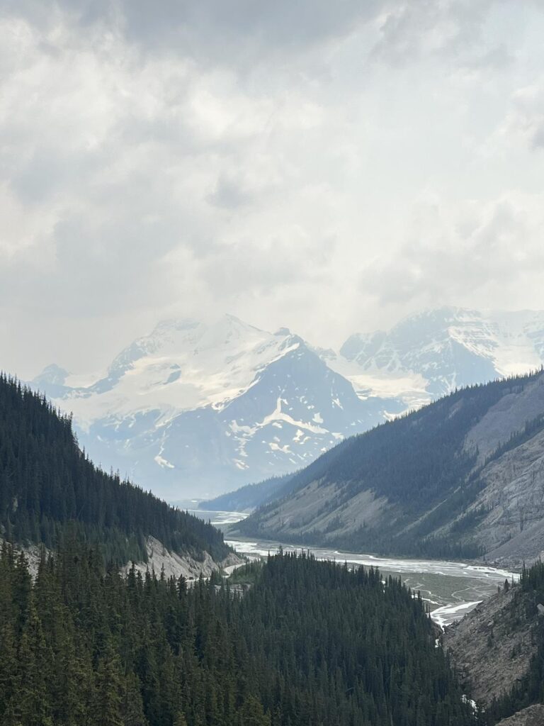 哥倫比亞冰原天空步道（Columbia Icefield Skywalk）